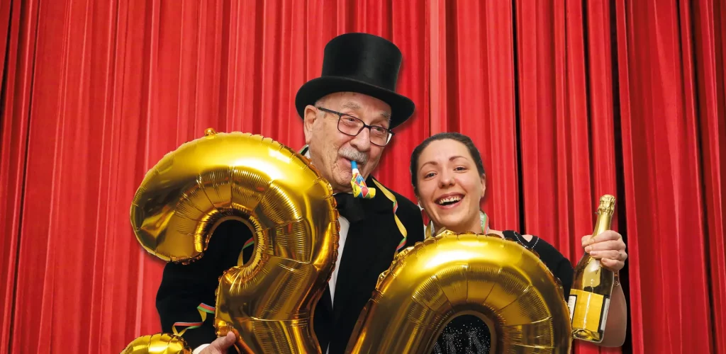 30_dulle_Johr-Vorhang